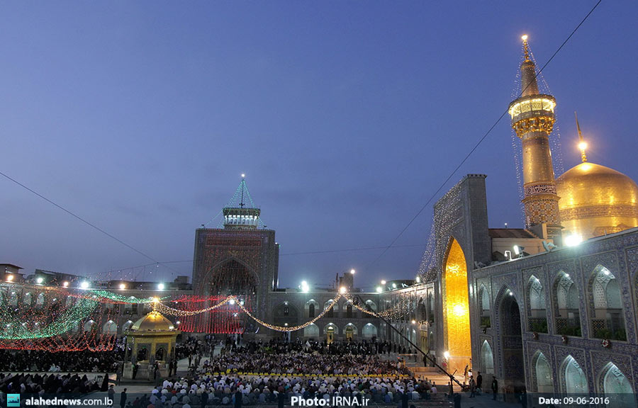 أمسية قرآنية لنخبة من القراء الدوليين في المرقد الرضوي.